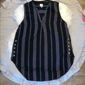 A new day linen tunic